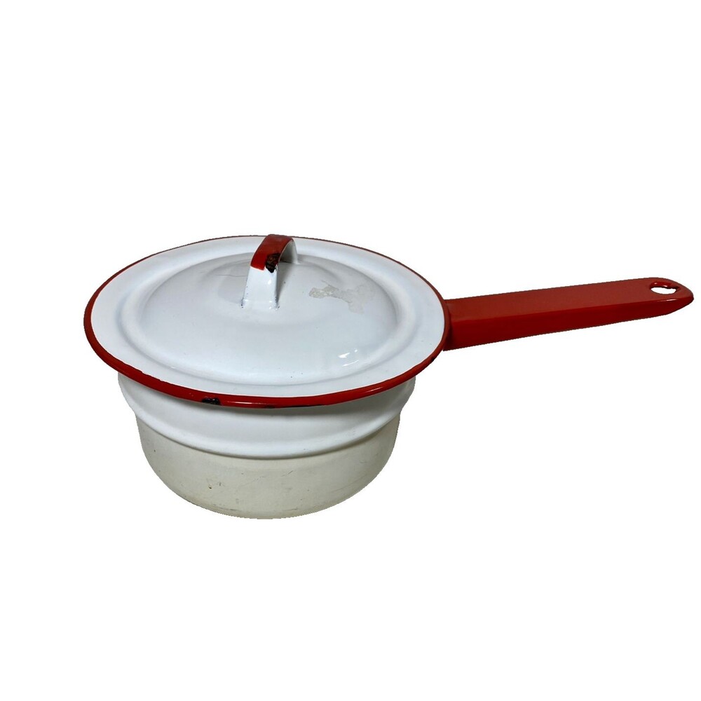 VTG  Farmhouse Enamelware Pan White w Red Trim Covered 5 cup Saucepan Retro